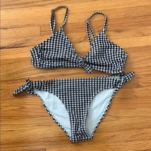 Medium Xhilaration black & white gingham Bikini